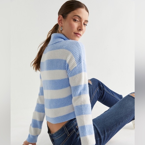 Francesca's Collections Blue and Cream Cowl Neck Sweater - Picture 3 of 7